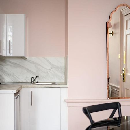 Charming Large Family Suite With Kitchenette Edinburgh Exterior foto