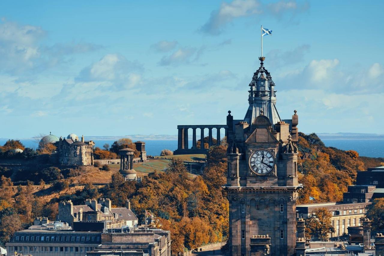 Charming Large Family Suite With Kitchenette Edinburgh Exterior foto