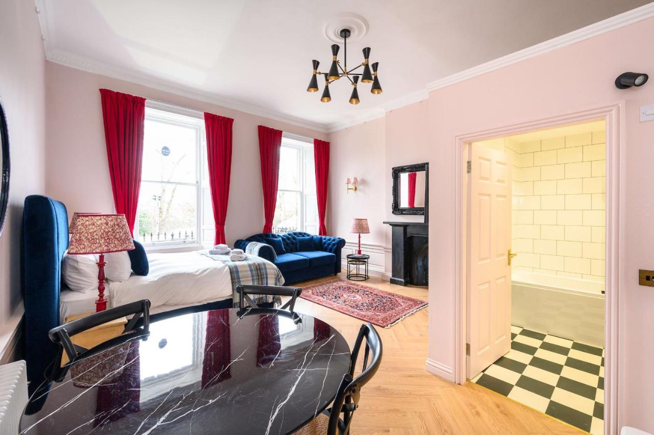 Charming Large Family Suite With Kitchenette Edinburgh Exterior foto