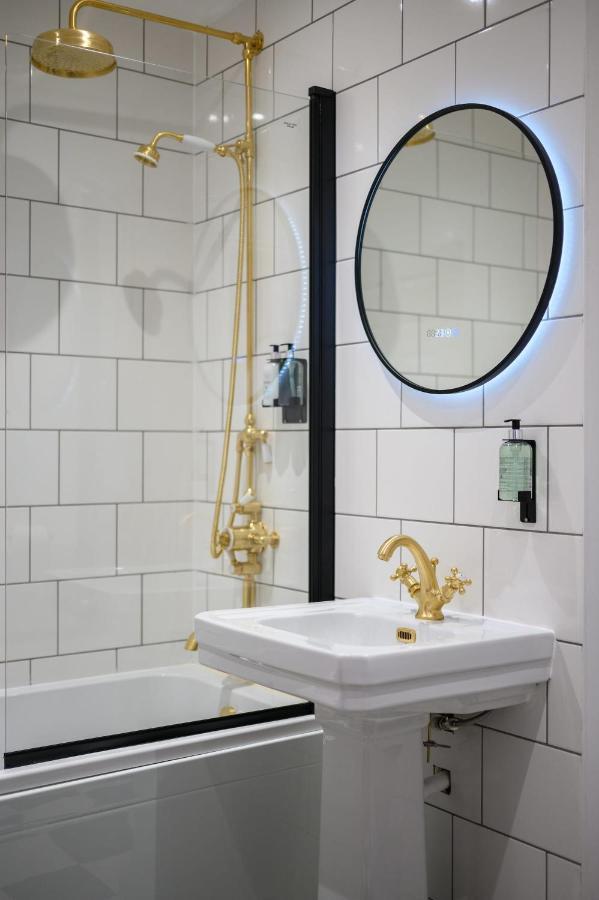 Charming Large Family Suite With Kitchenette Edinburgh Exterior foto